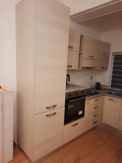 N&Ghomesweethome Raffaelloelegante Appartamento Ideale Casa Vacanze Affari Mailand Exterior foto