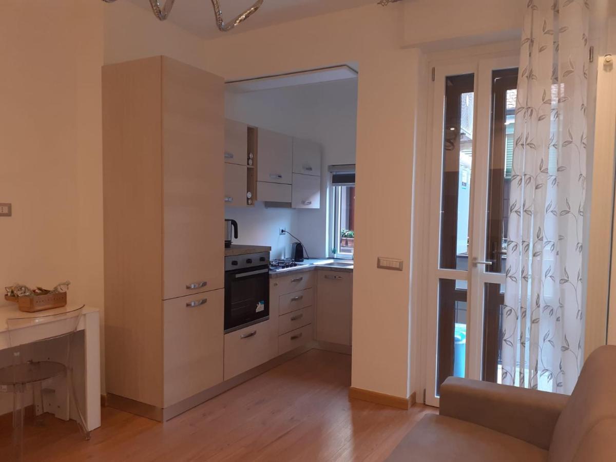 N&Ghomesweethome Raffaelloelegante Appartamento Ideale Casa Vacanze Affari Mailand Exterior foto